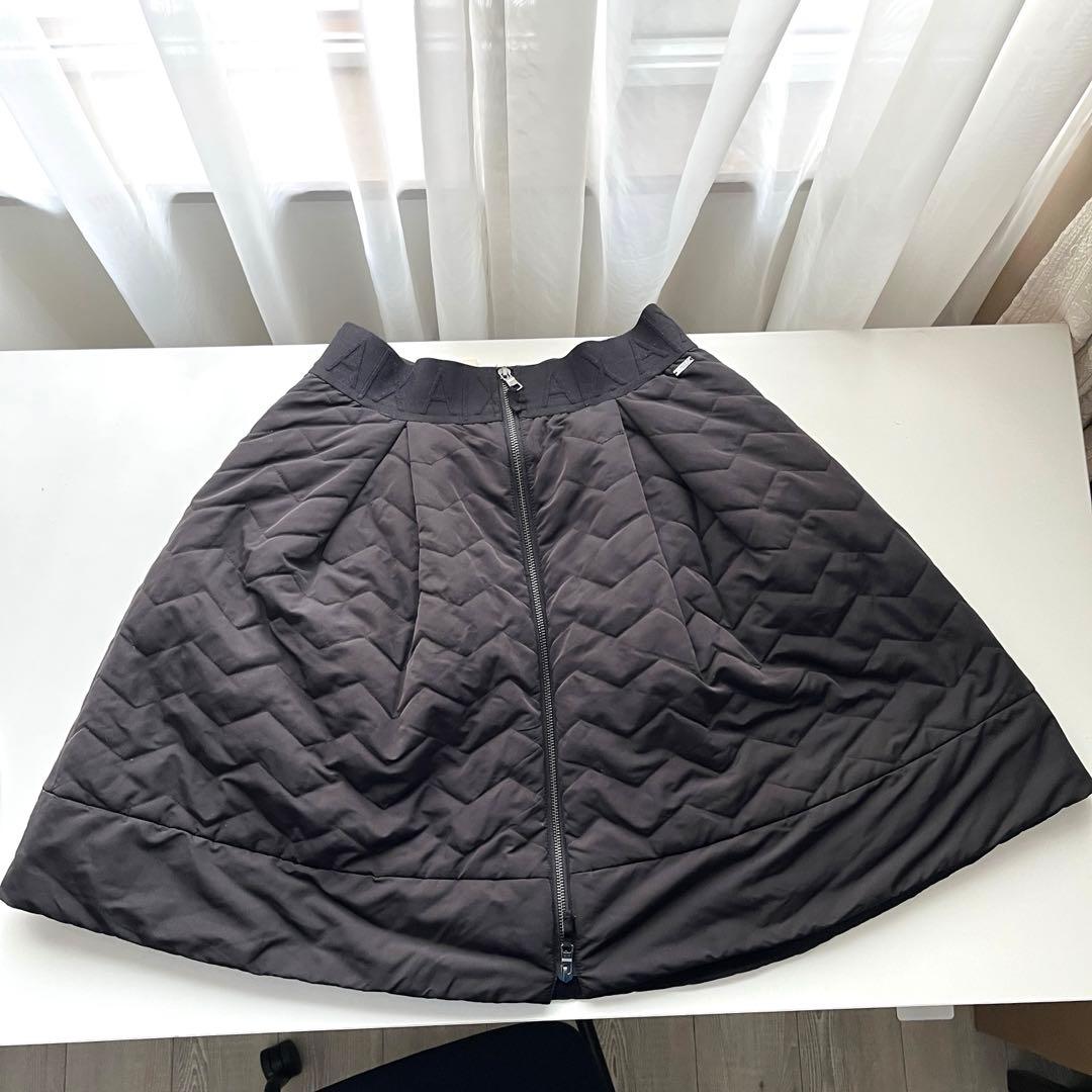 アルマーニエクスチェンジ黒 キルティングフレアスカート　ウエストゴム