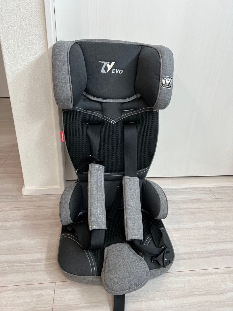 宮水様　EVO チャイルドシート 持ち運びバッグ付 9-18kg 日本育児