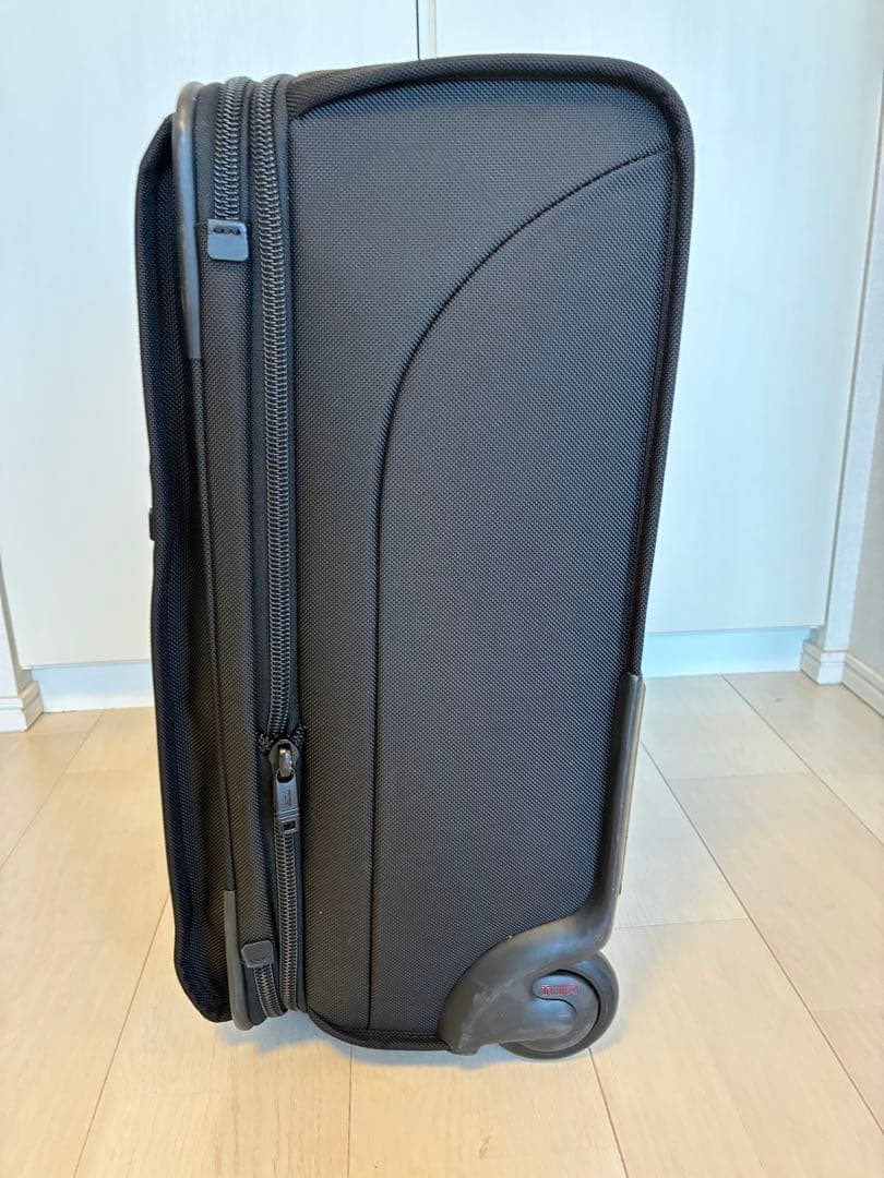 TUMI スーツケース 22020 DH ALPHA 機内持込可