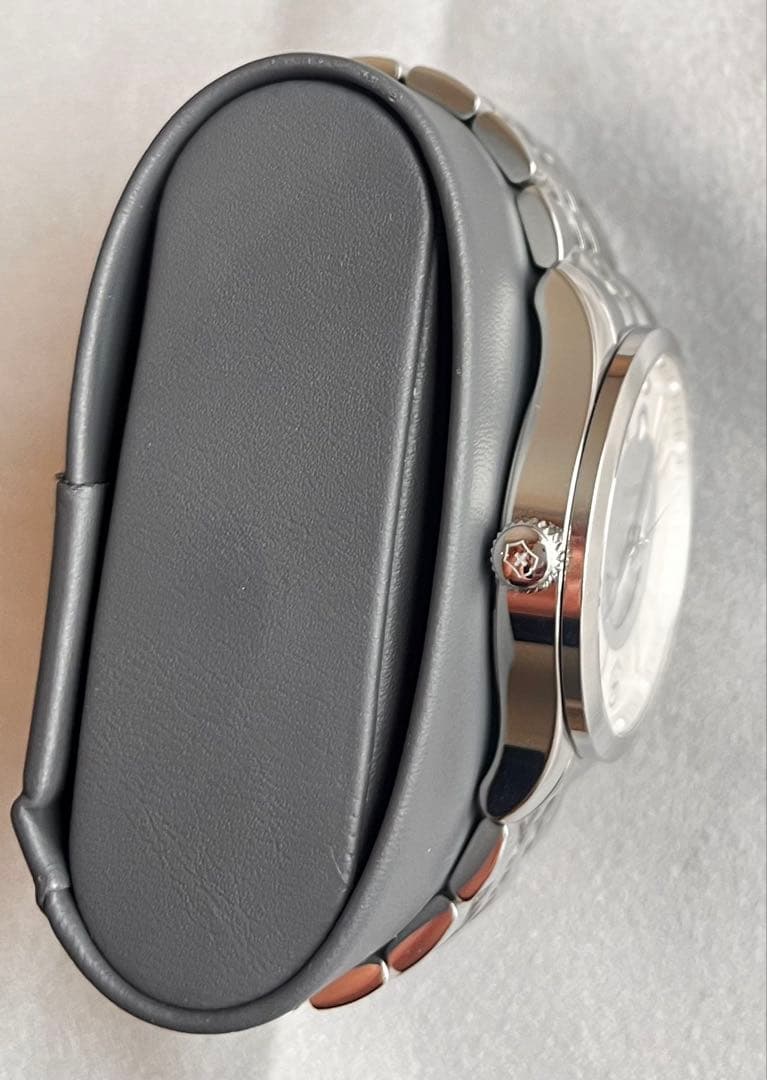 ビクトリノックス Victorinox ムーンフェイズ 35mm シルバー　時計