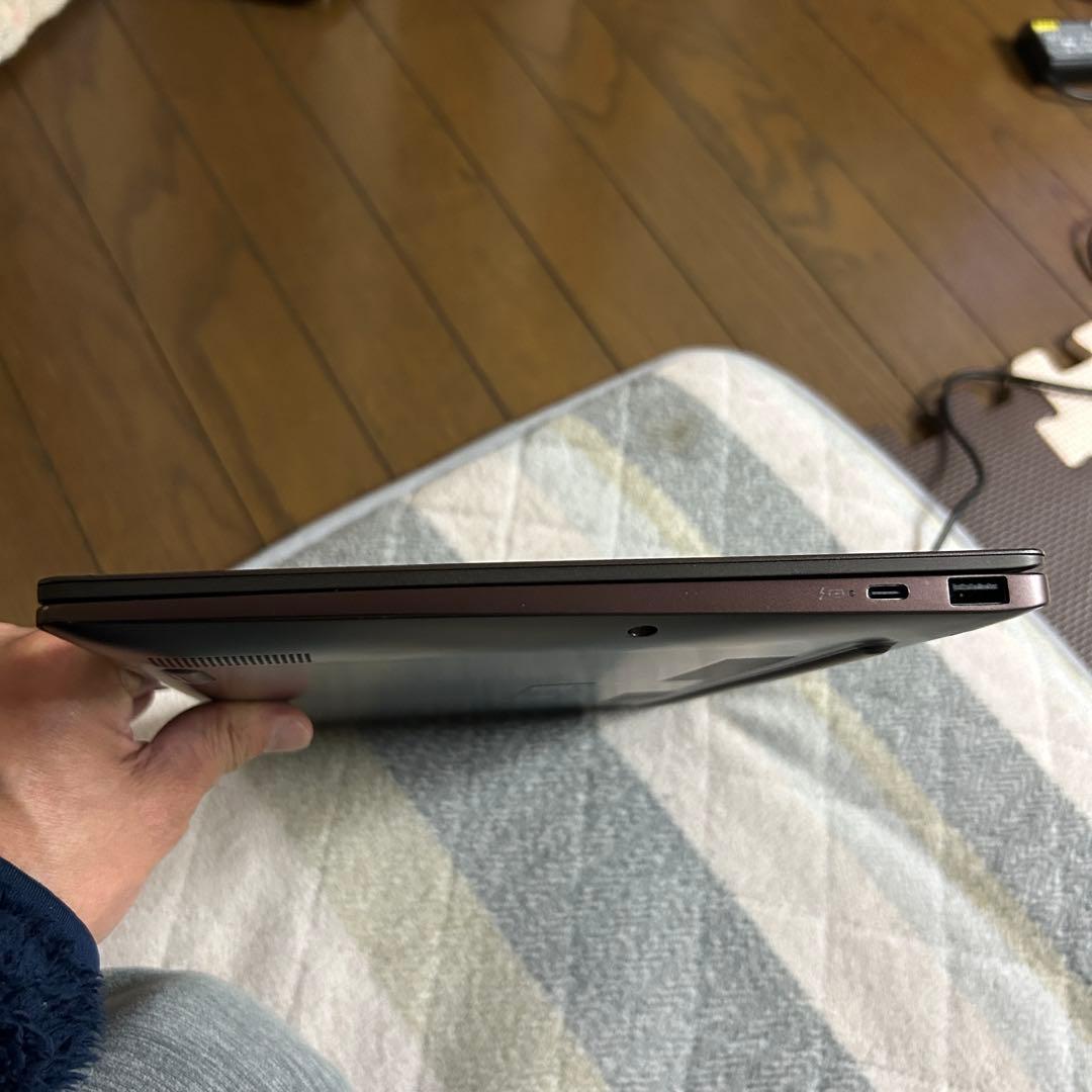 Fujitsu LIFEBOOK ノートPC ブラウン