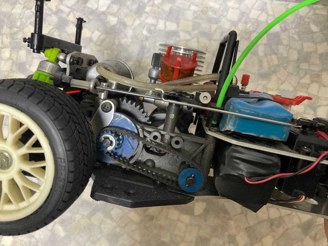 京商　エンジンRCカー　ラジコン （現状品　ジャンク品）