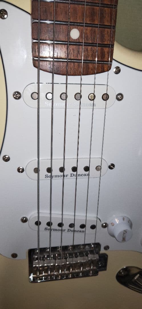 mashroom　エレキギター　ストラトキャスター