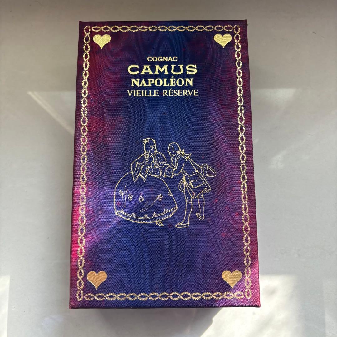 古酒　カミュ　ナポレオンブック　紳士と淑女　青陶器ボトル