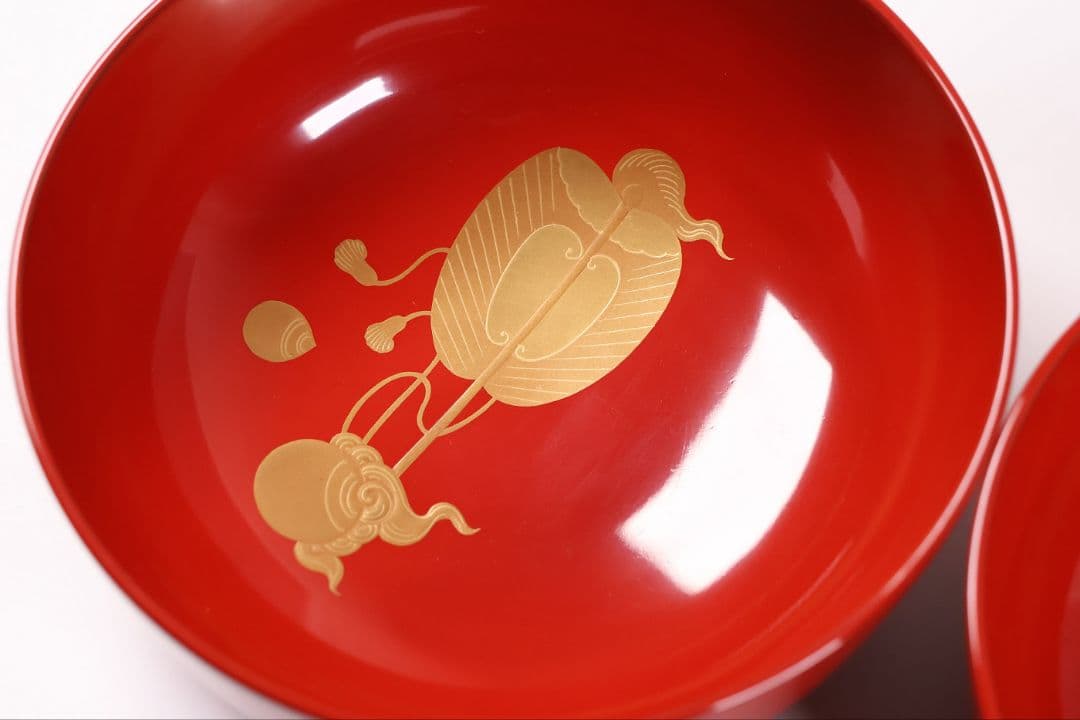 【CM360】輪島塗 宝尽くし金蒔絵 朱塗椀 二客 小槌 軍配 霊芝 木製漆器