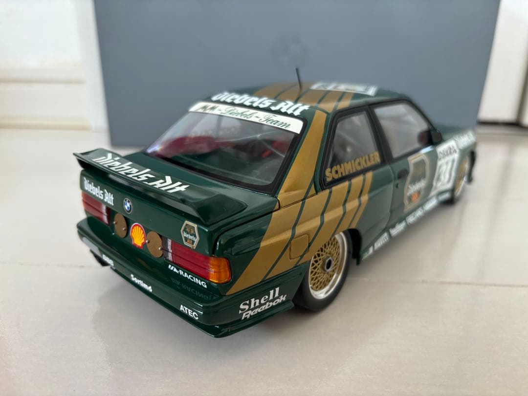 BMW M3 E30 German Touring 1990 ミニチャンプス18