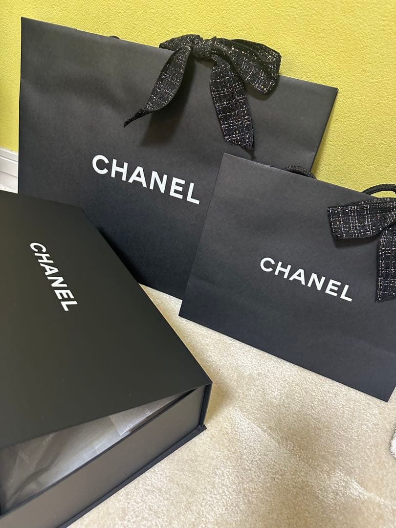 CHANEL ❣️ホリデーラッピング 2025 クリスマス リボン&チャーム