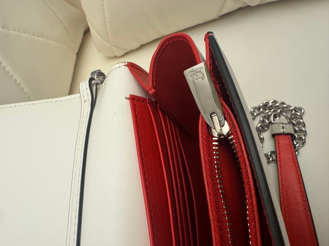 Christian Louboutin パロマチェーンバッグ