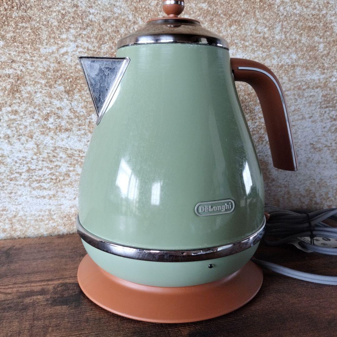 【美品】De'Longhi グリーン 電気ケトル 【送料無料】