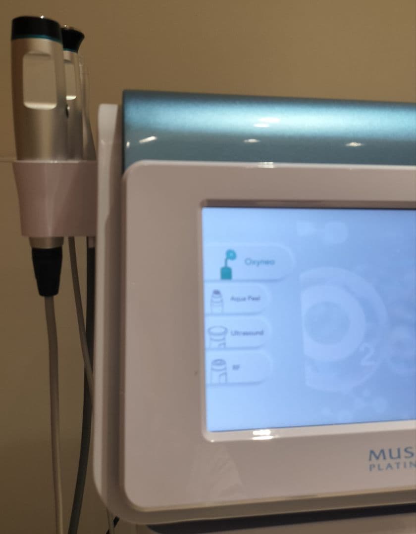 超美品】ハイドラクリア　トリートメント美顔器