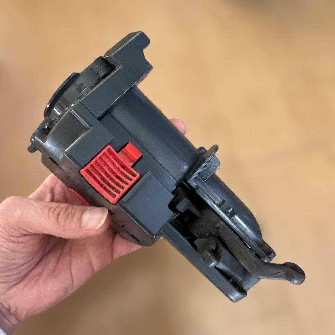 【ジャンク品】DeLonghi ECAM23120 マグフィニカs