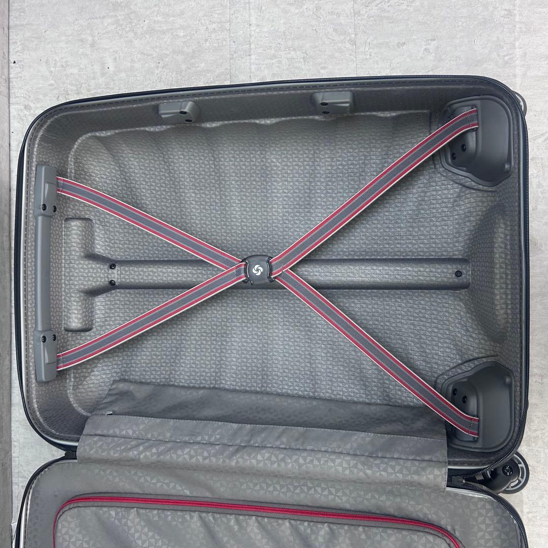 サムソナイト　ファイヤーライト　キャリーケース 69L ホワイト　4輪