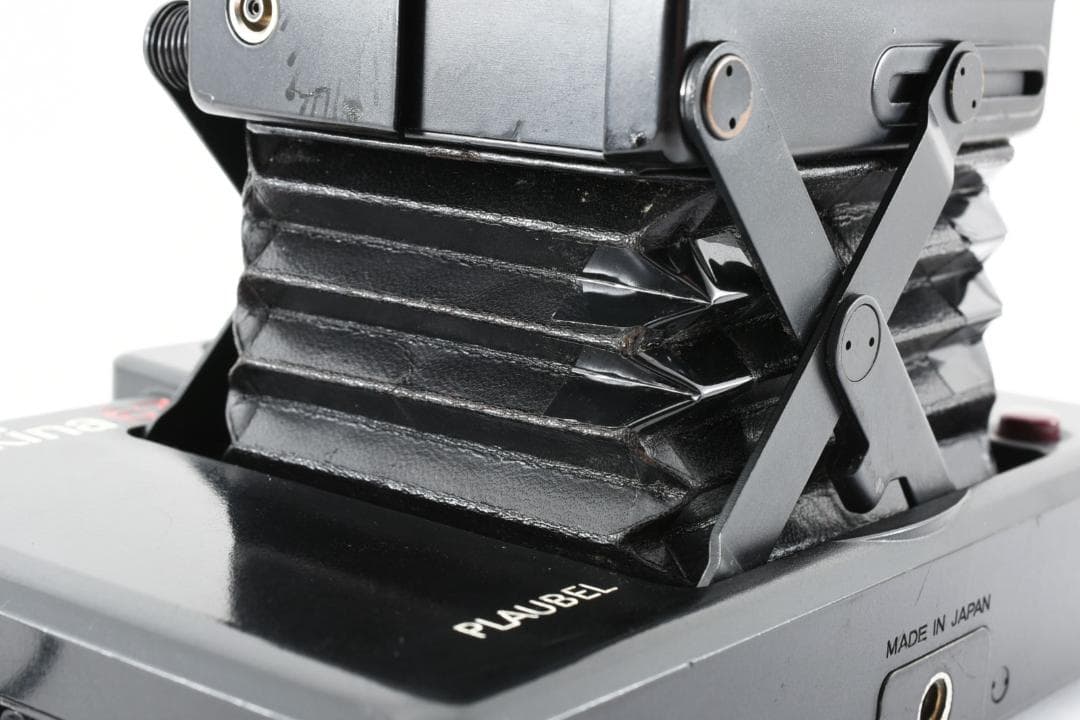 フィルムカメラ PLAUBEL makina 67/Nikon NIKKOR 80mm F2.8