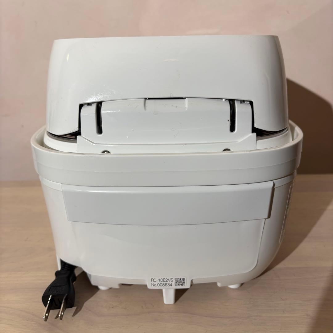 TOSHIBA RC-10E2VS 炊飯器 IH