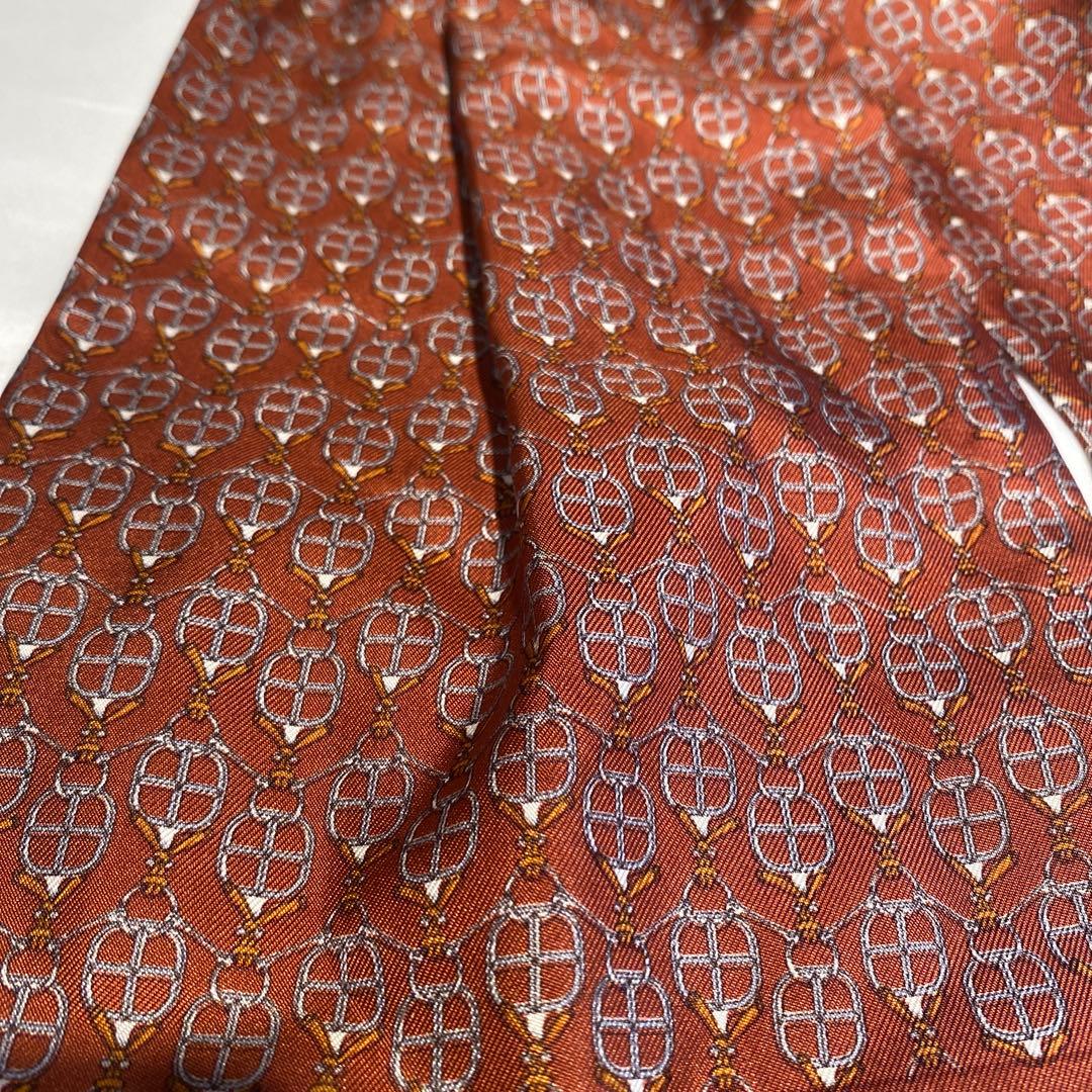 HERMES メンズ　シルク　アスコットタイ　ブラウン
