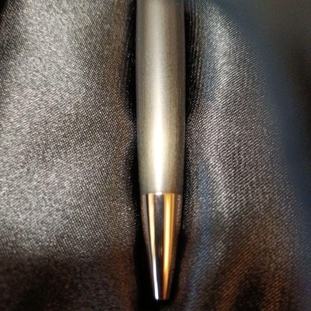 ロメオ.no3　アプリコットゴールド　ガンメタル　ファインブラッシュ　伊東屋