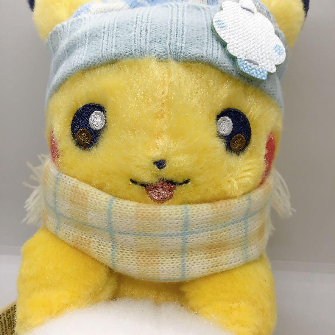 ぽ*ち様 【タグ付き】ポケモンセンター商品 ぬいぐるみ ピカチュウとゆきあそび