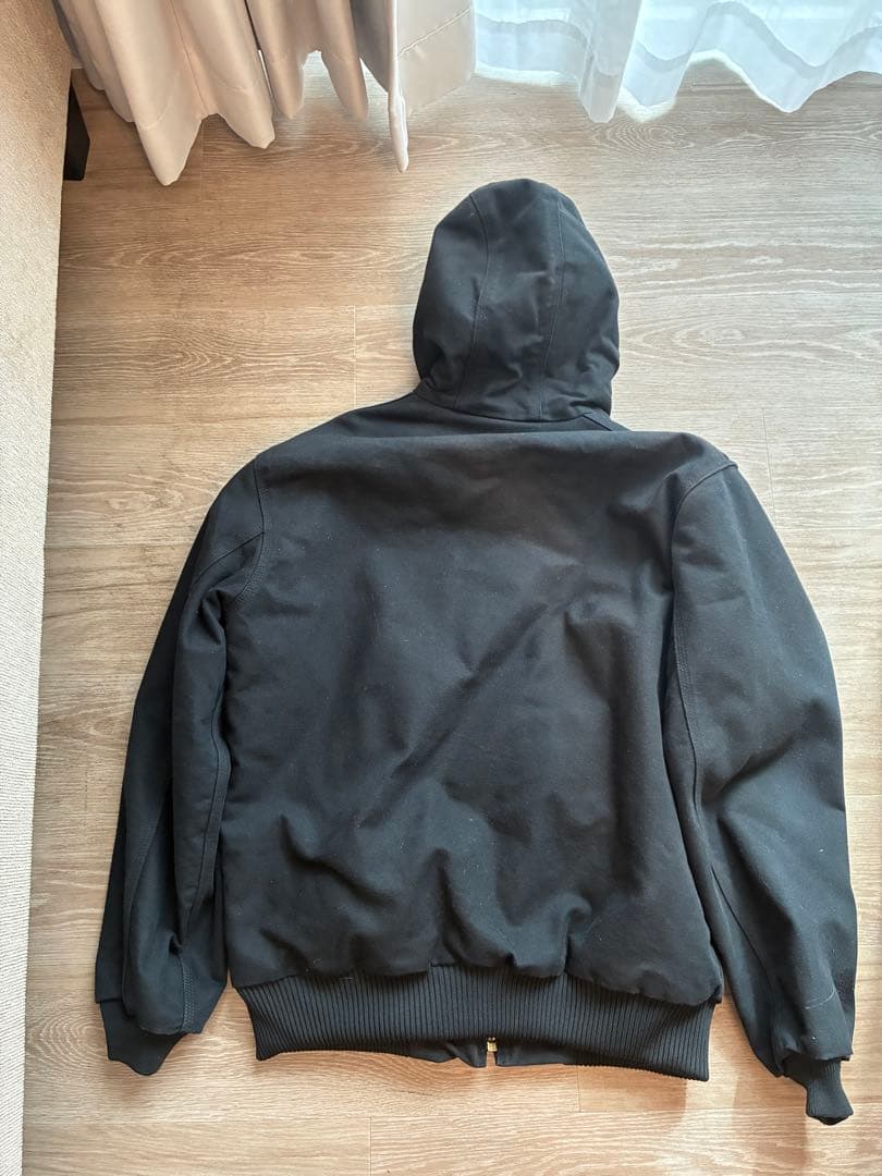 Carhartt 黒 アクティブジャケット　　Mサイズ