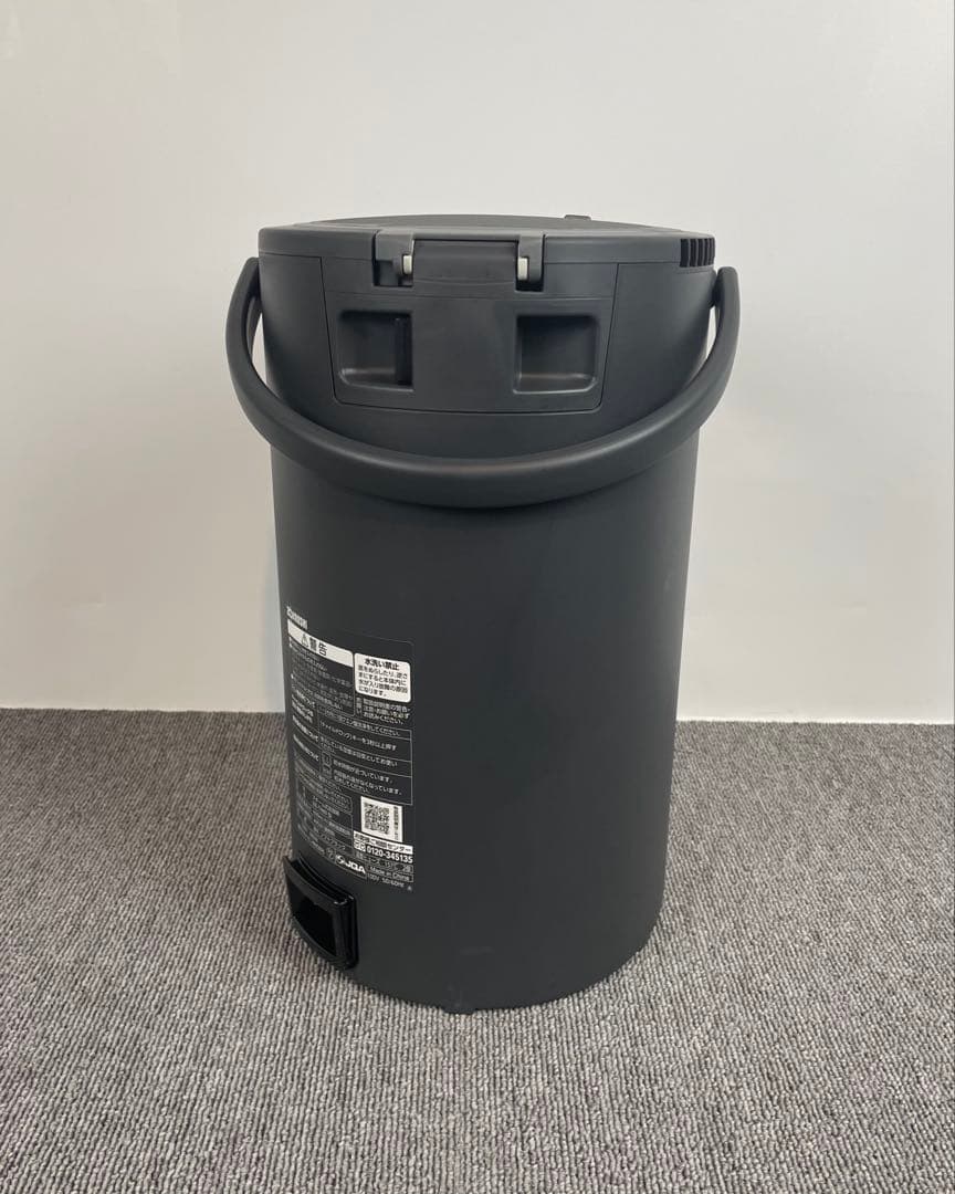 ●スチーム式加湿器 象印 EE-TA60-BM 2024年製●