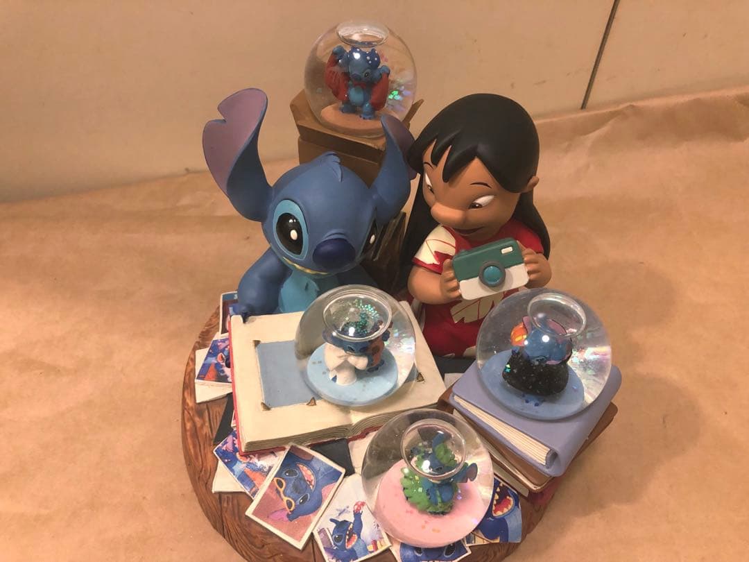 リロ＆スティッチ Lilo & Stitch Dオークション限定　スノードーム