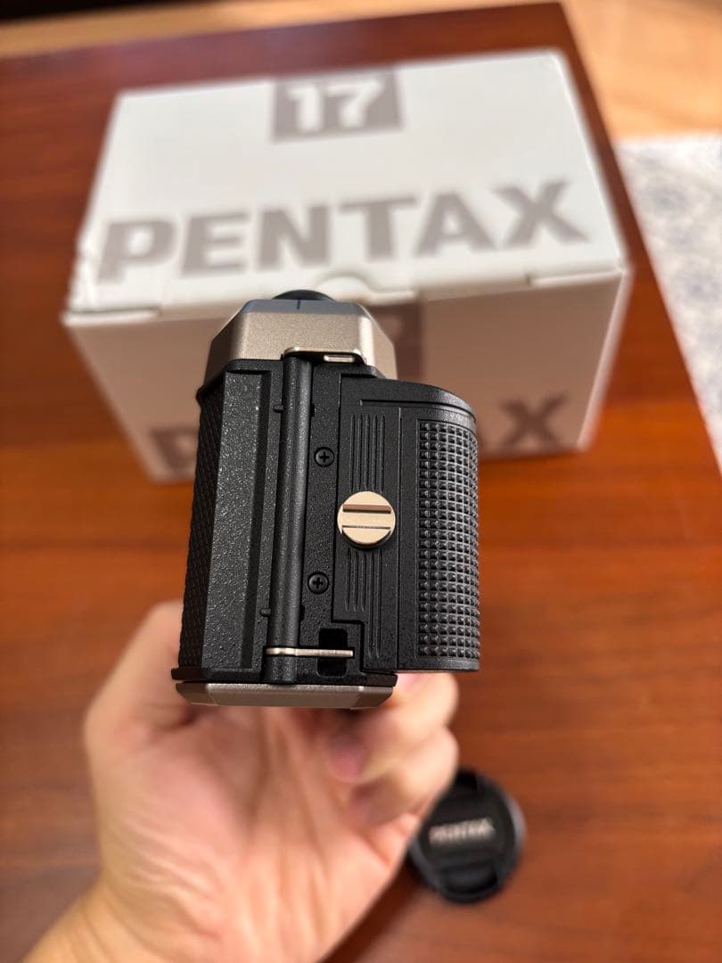 リ*ン様 Pentax 17