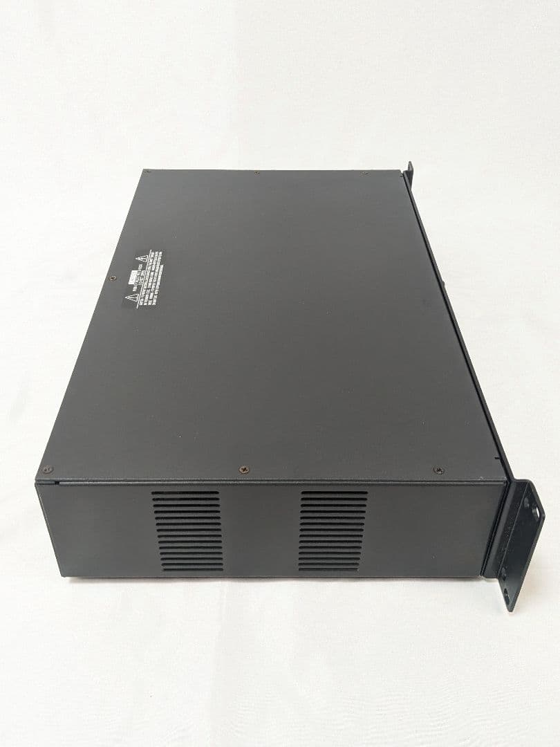 CARVIN DCM2004L 4chパワーアンプ カーヴィン