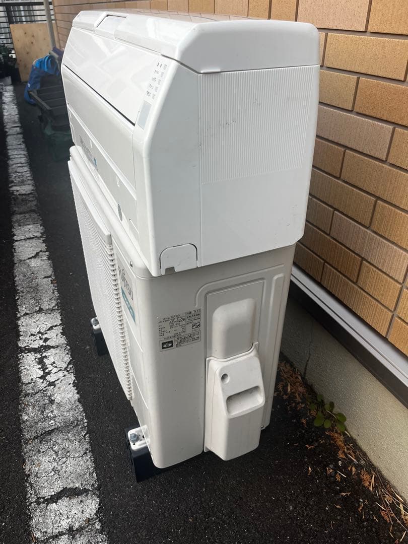 Fujitsu ノクリア　エアコン AS-R22H-W 2019年製お掃除機能付