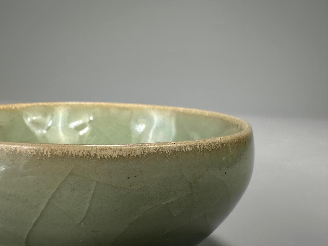 中国美術　龍泉窯　青磁茶杯　煎茶碗　貫入　盃　唐物