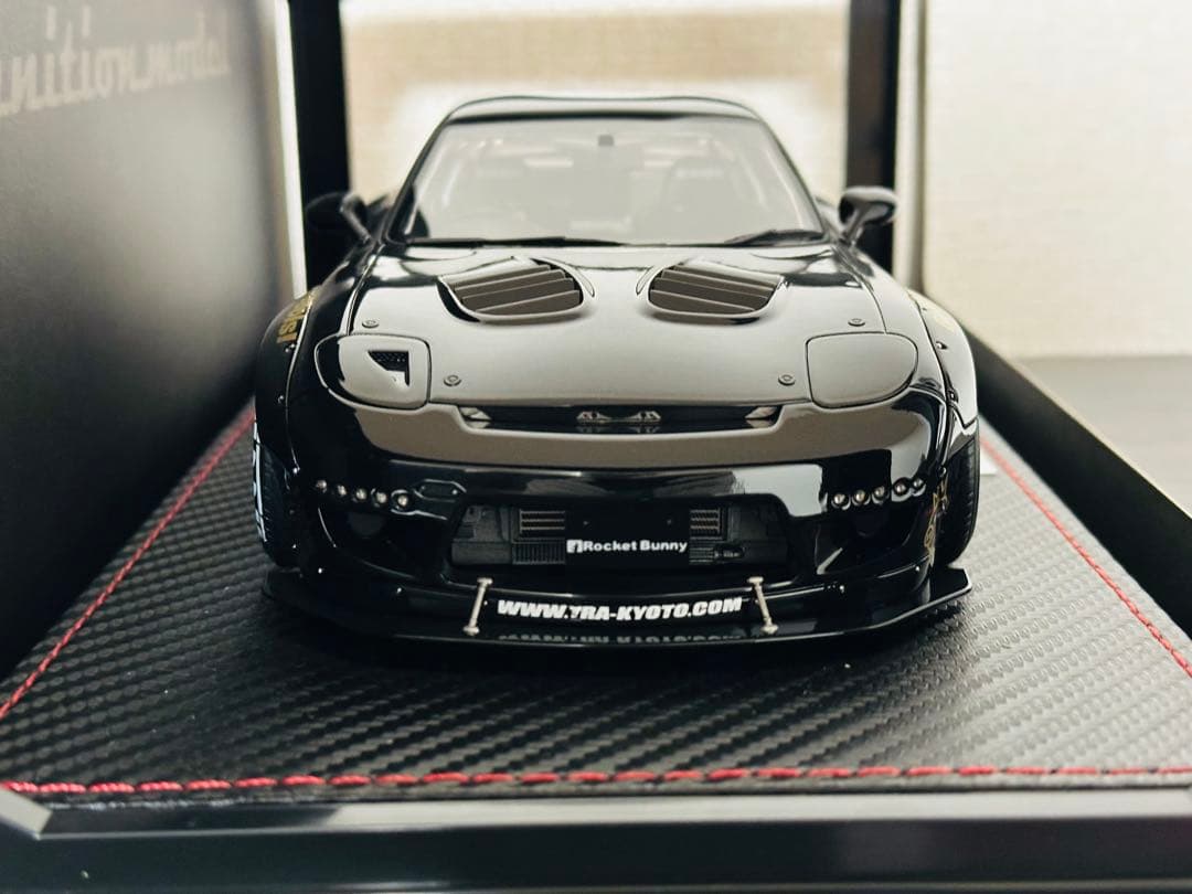 FD3S ロケバニ RX-7 イグニッションモデル 1/18