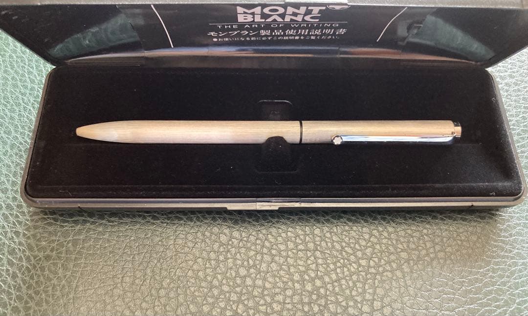 y*u様 MONTBLANCモンブラン ２色ボールペン 廃盤品シルバー 新品未使
