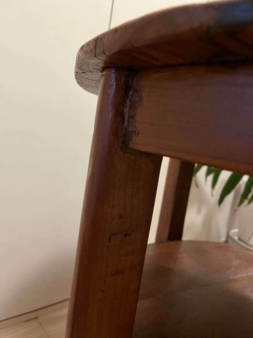 円形テーブル　約60cm 天然木