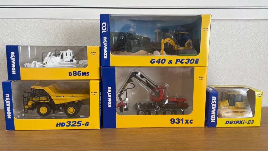 コマツ ミニカーセット 株主優待 非売品