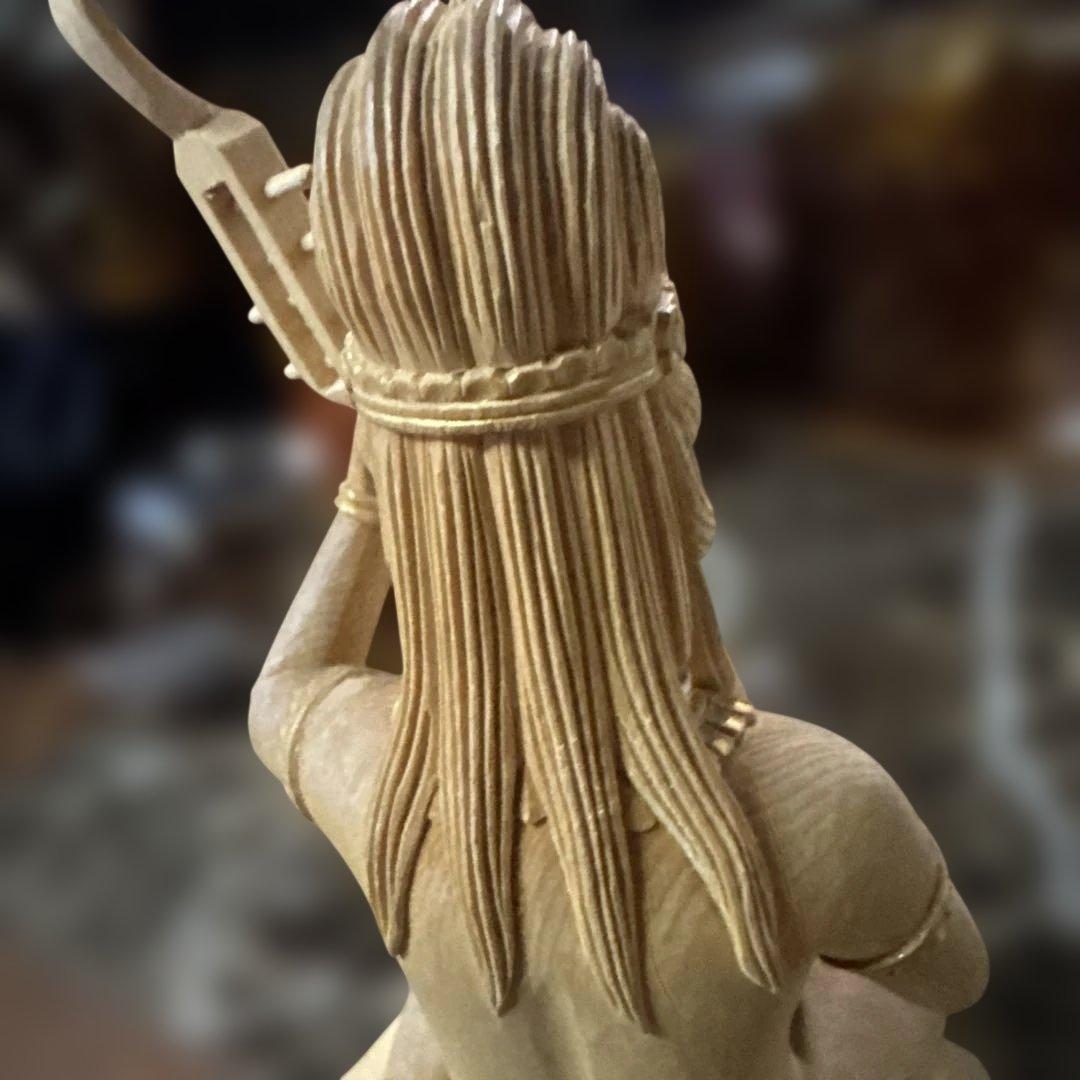 金運招来　木曽檜材　細密手彫り　裸弁財天様　ご利益　縁起物