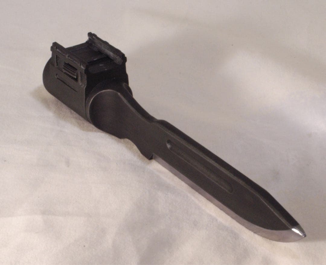 【2個セット】ハンドガン用 銃剣 ヨルムンガンド風デザイン 組み立てキット