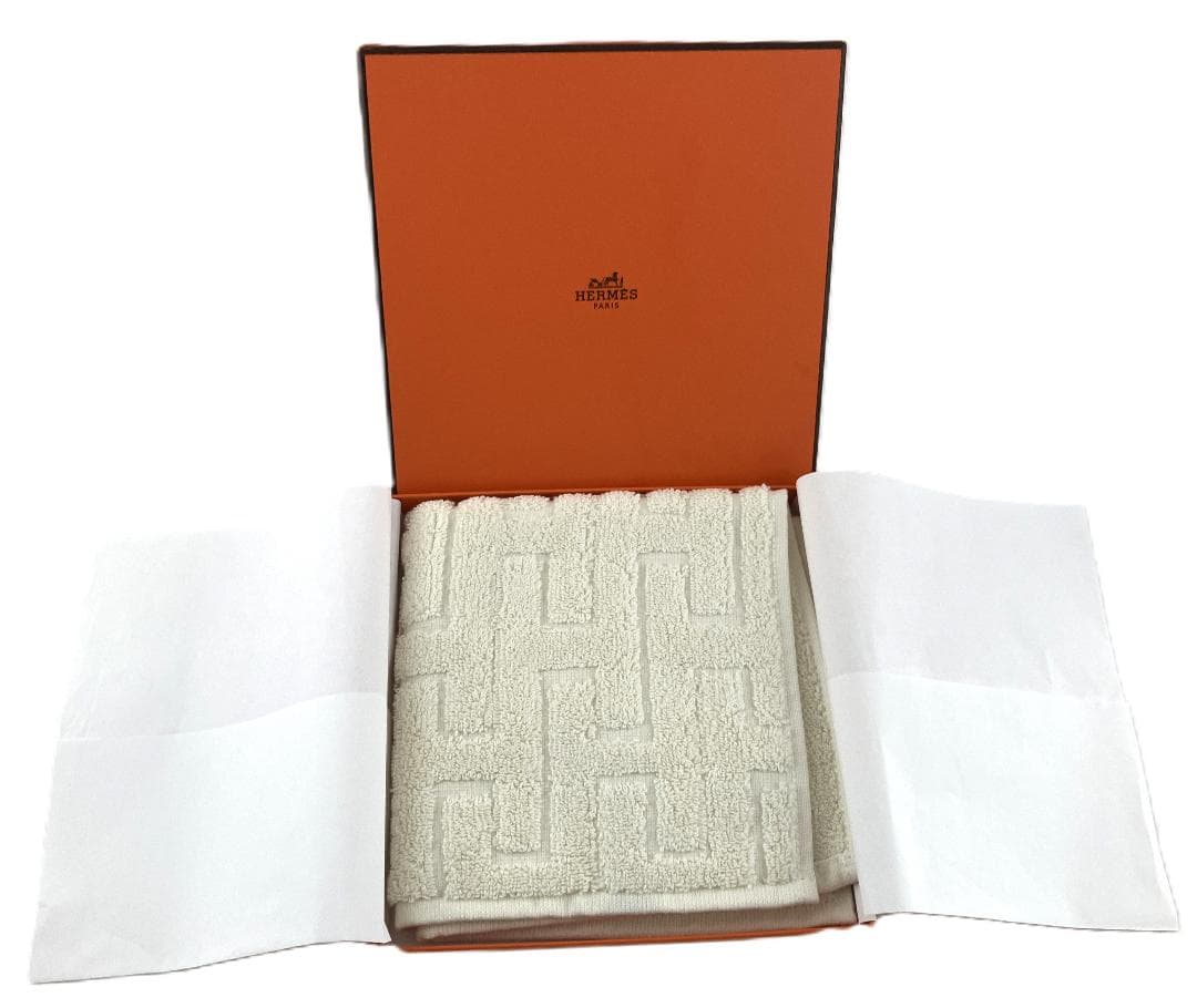 ◇未使用 極美品 エルメス タグ付き カレ・タオル ステアーズ ハンドタオル ◇