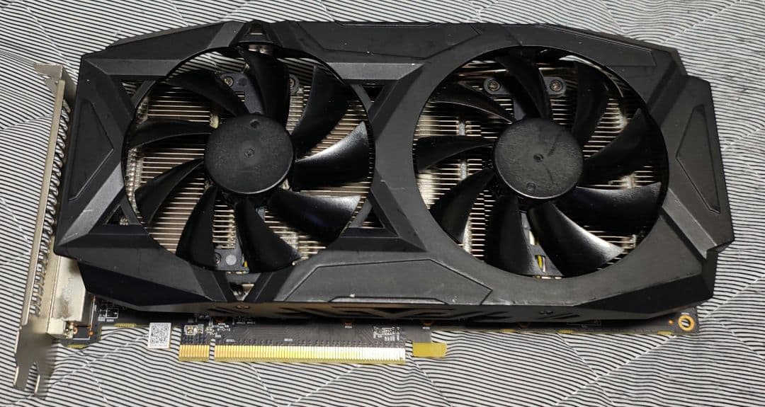 玄人志向 RX580 8GB RD-RX580-E8GB/OC/DF3