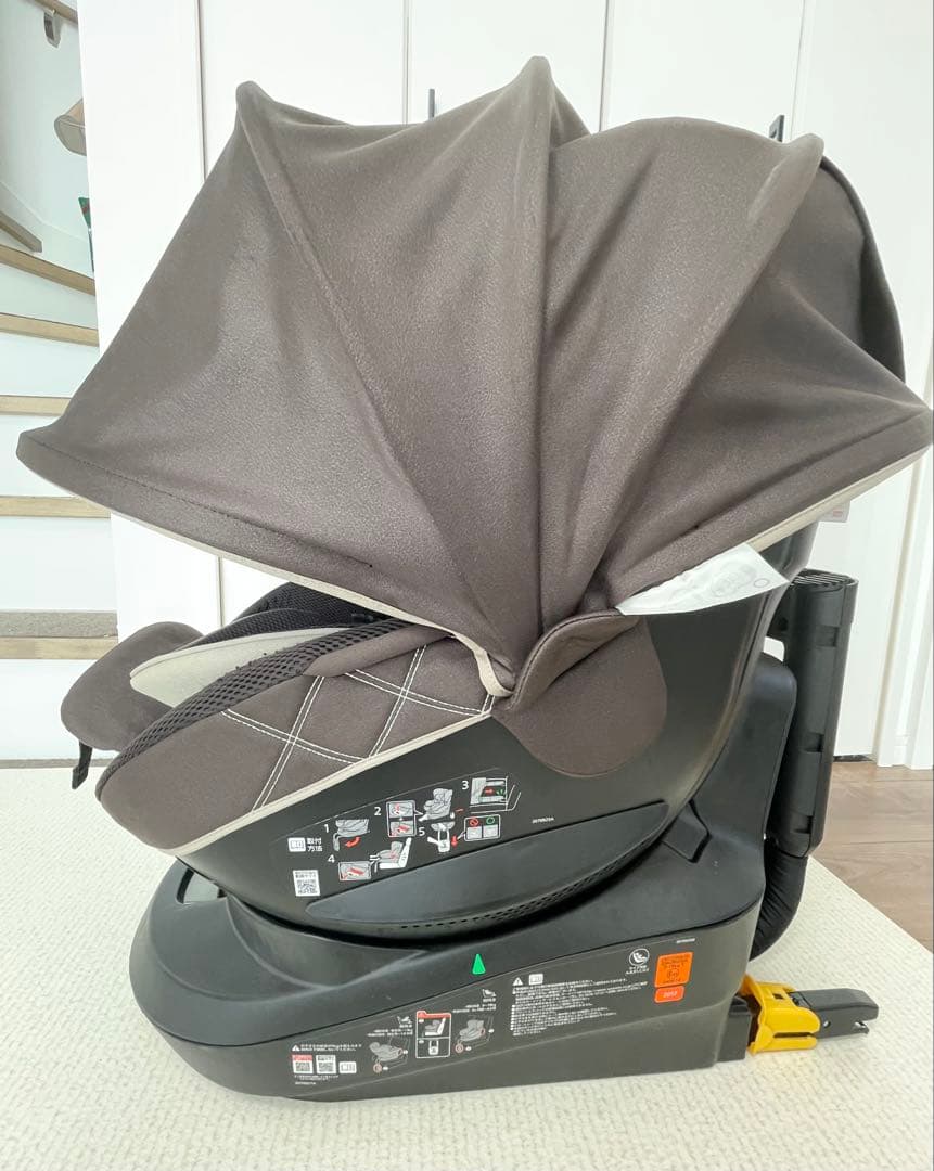 AILEBEBEエールベベ チャイルドシート クルット4iグランス ブラウン