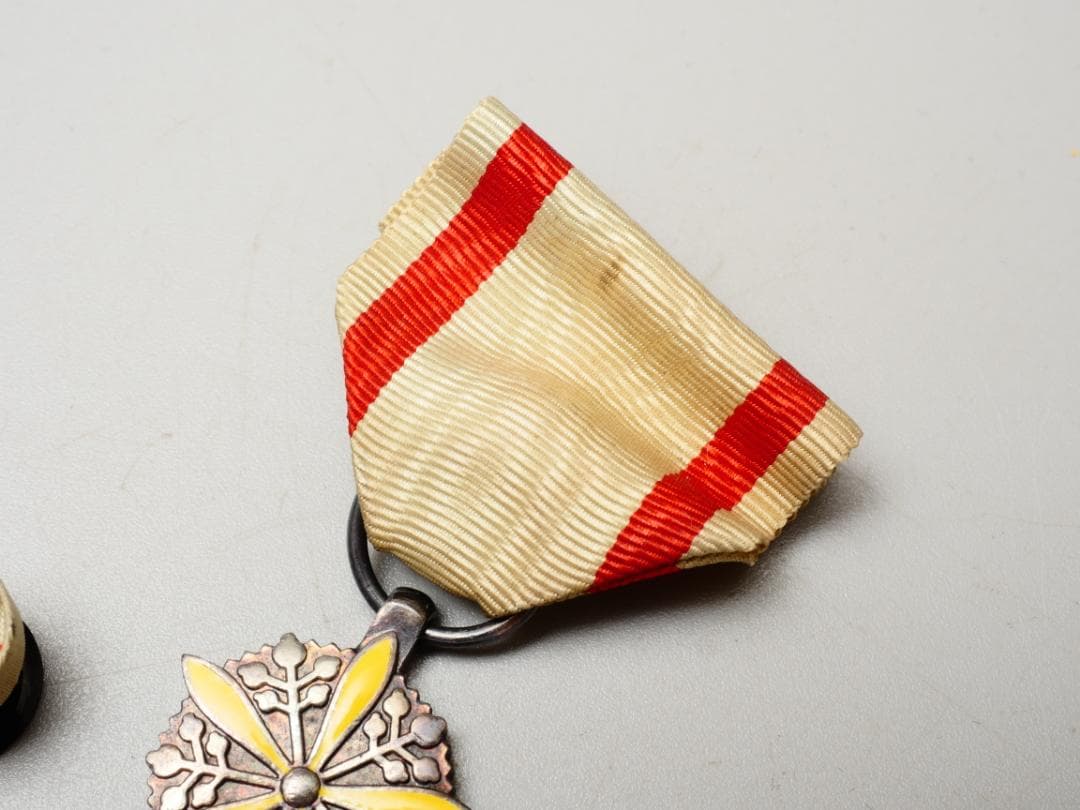 満州国 勲六位景雲章 勲章 徽章 略綬付 共箱付