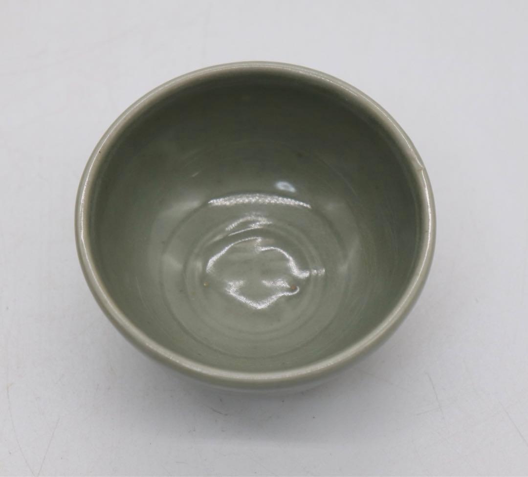 中国　明時代　青磁寿字紋小杯　龍泉青磁　木箱入　送料込み0529