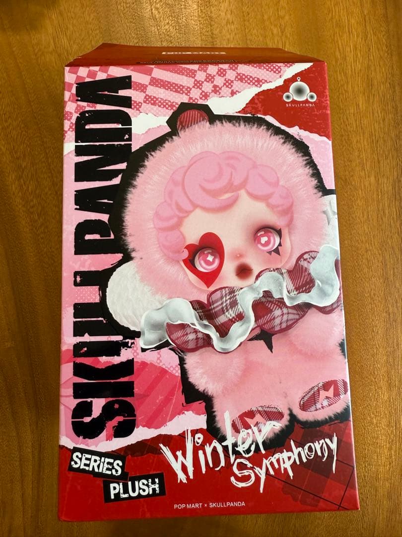 POPMARTスカルパンダWinter Symphony シークレット