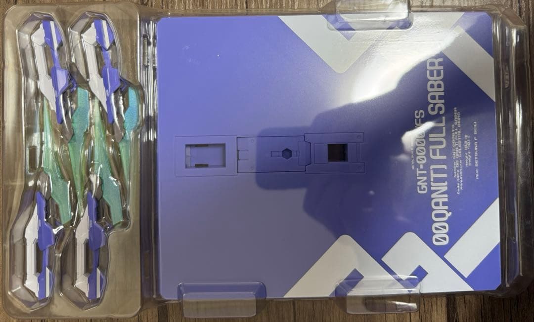 L BUILD メタルビルド　ダブルオークアンタフルセイバー