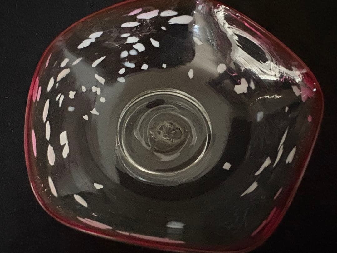 大正ガラス　和ガラス　ウランガラス 桃色縁　白雪模様