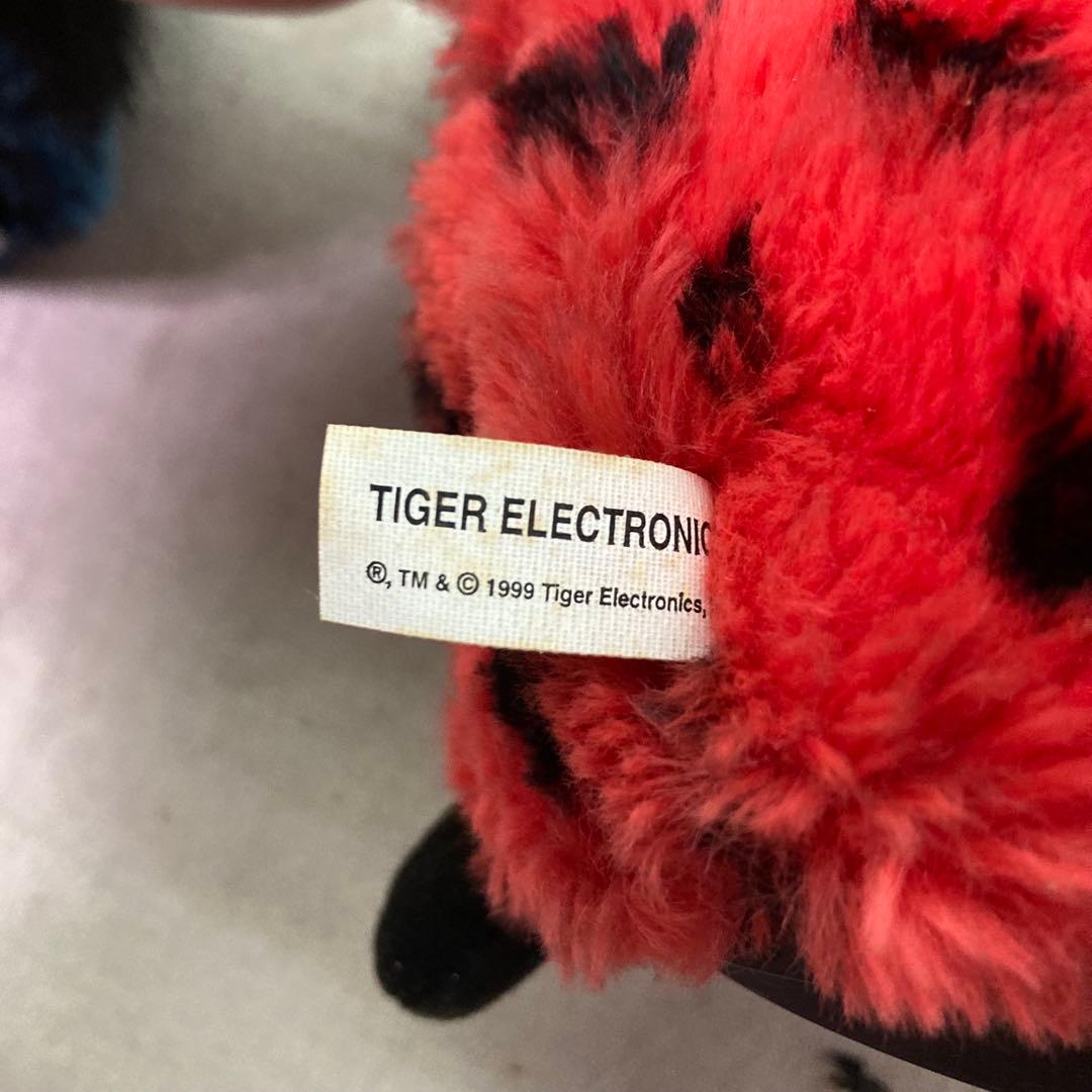 TOMY　トミー　初代ファービー 1999年 ブルー×ブラック　レッド×ブラック