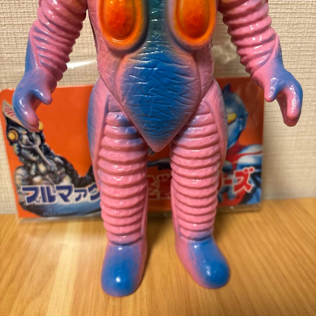 ゼットン　ブルマァク