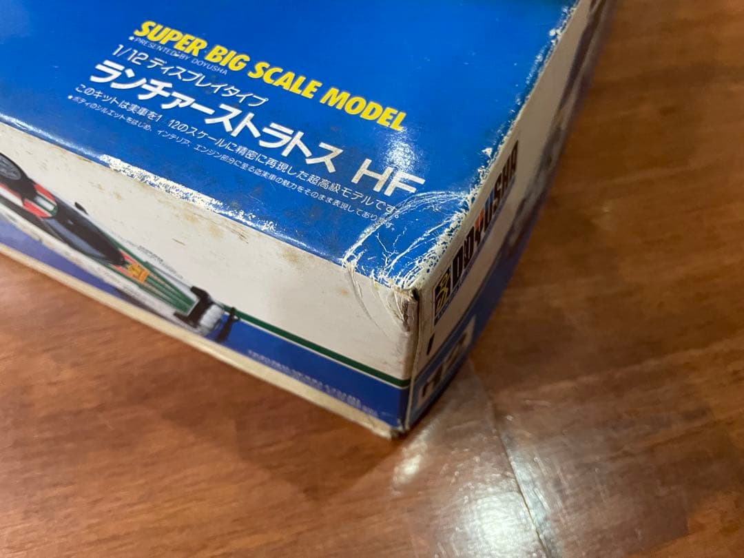 LANCIA STRATOS HF 1/12 スケールモデル