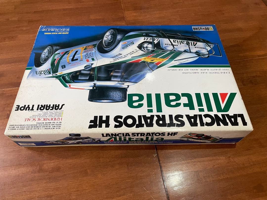 LANCIA STRATOS HF 1/12 スケールモデル