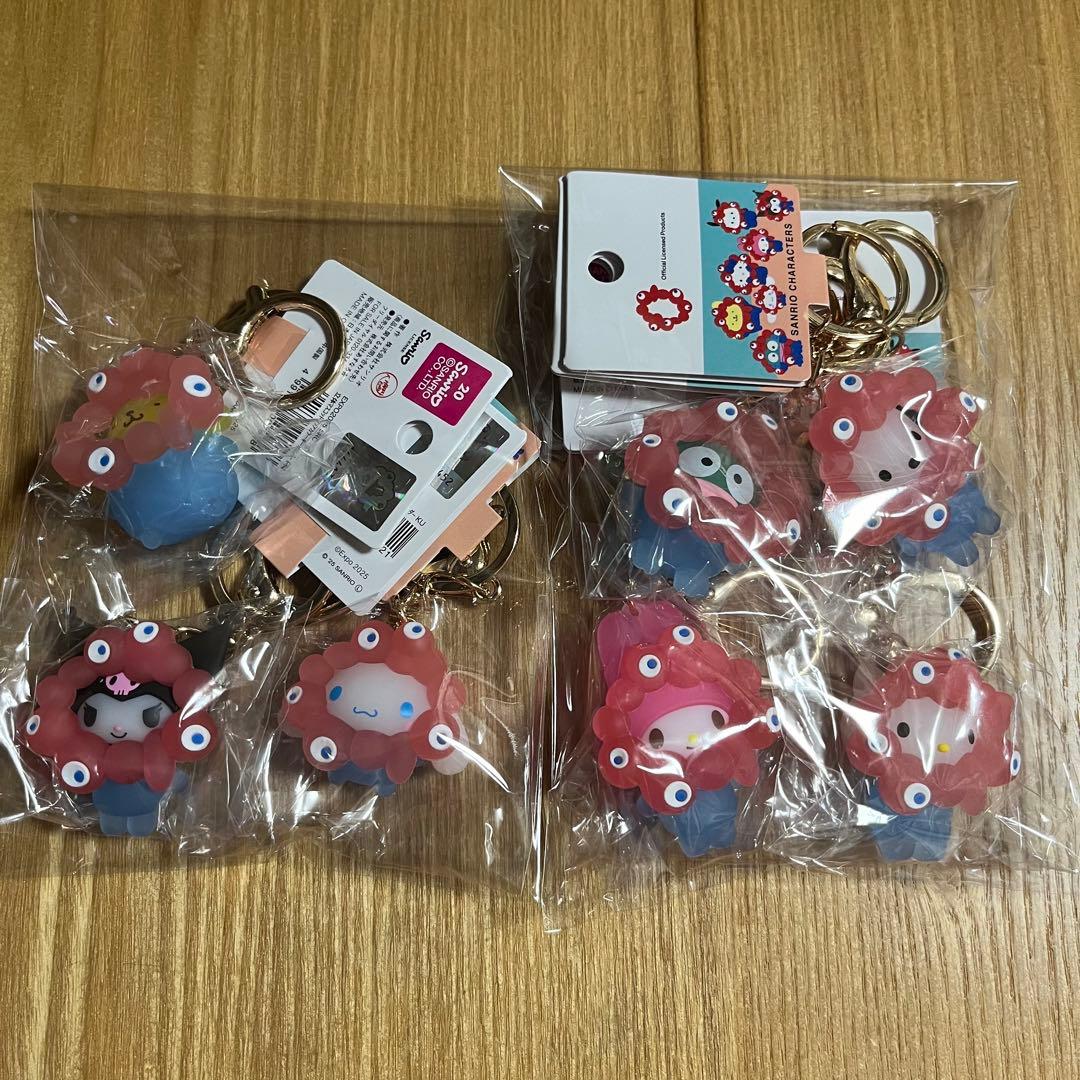 万博　ミャクミャク　サンリオ　クリア　キーホルダー　コンプリート