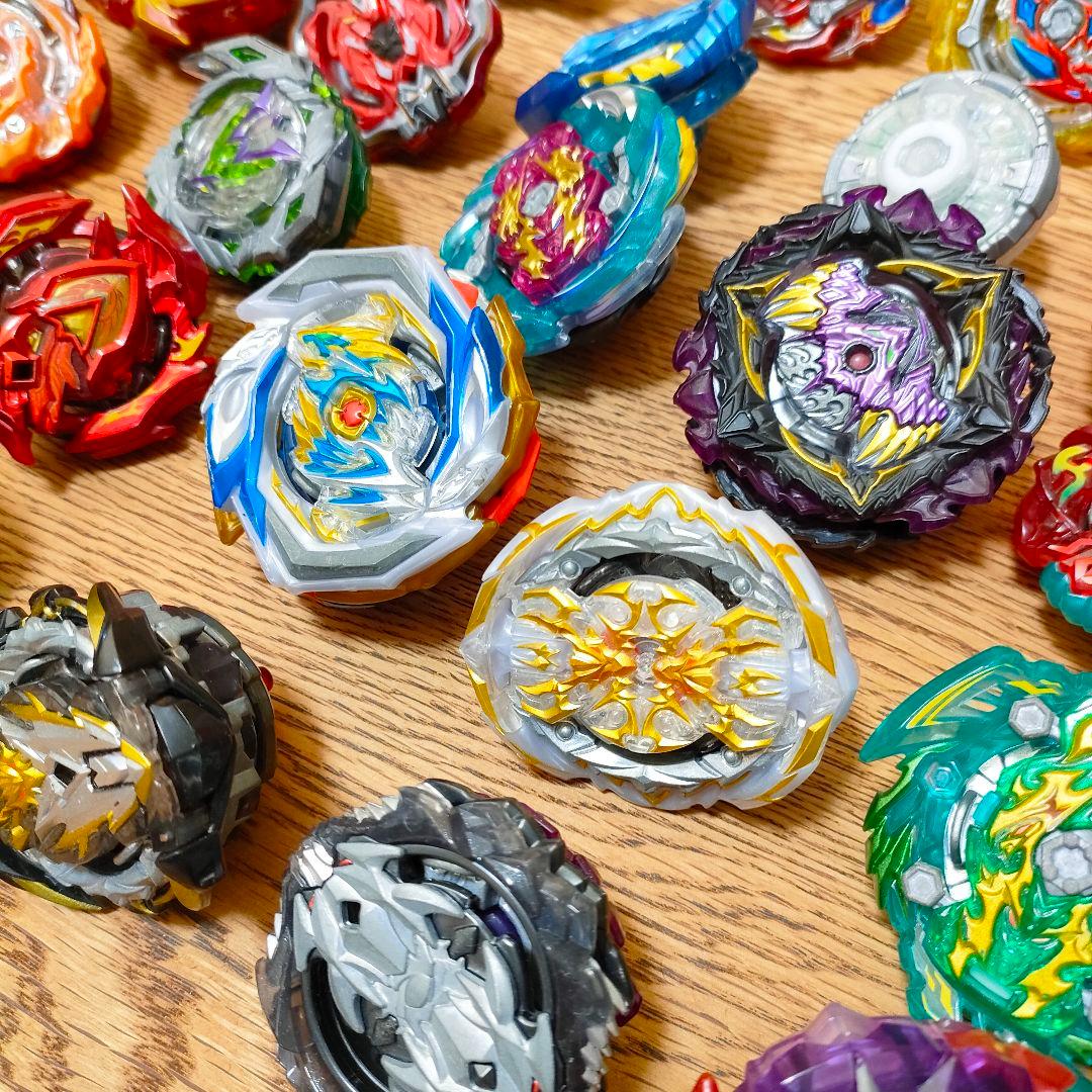 中古品ベイブレード大量まとめて