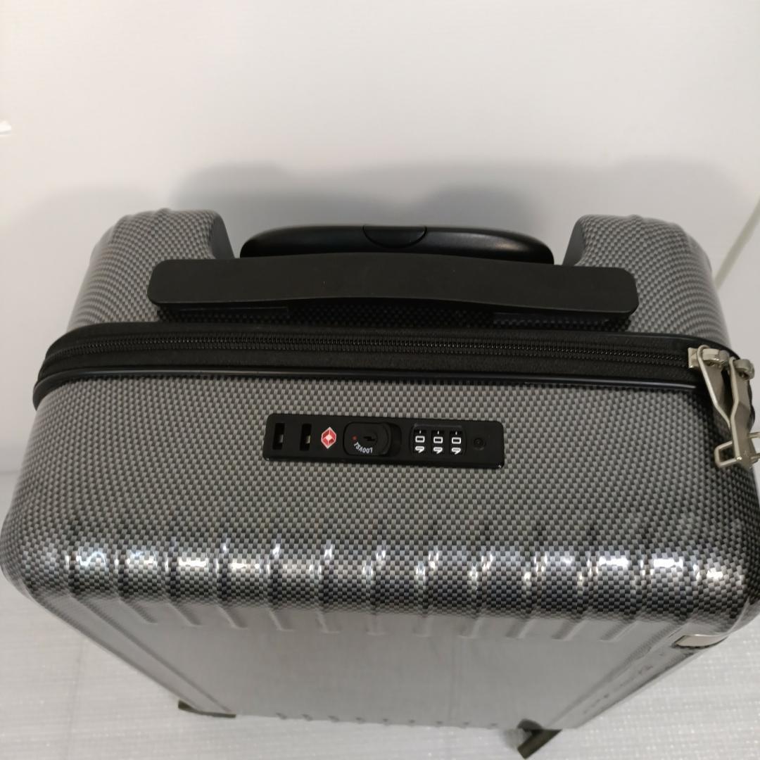 【美品】エース パリセイド 3-Z 4輪 21L 機内持ち込み可能サイズ ace