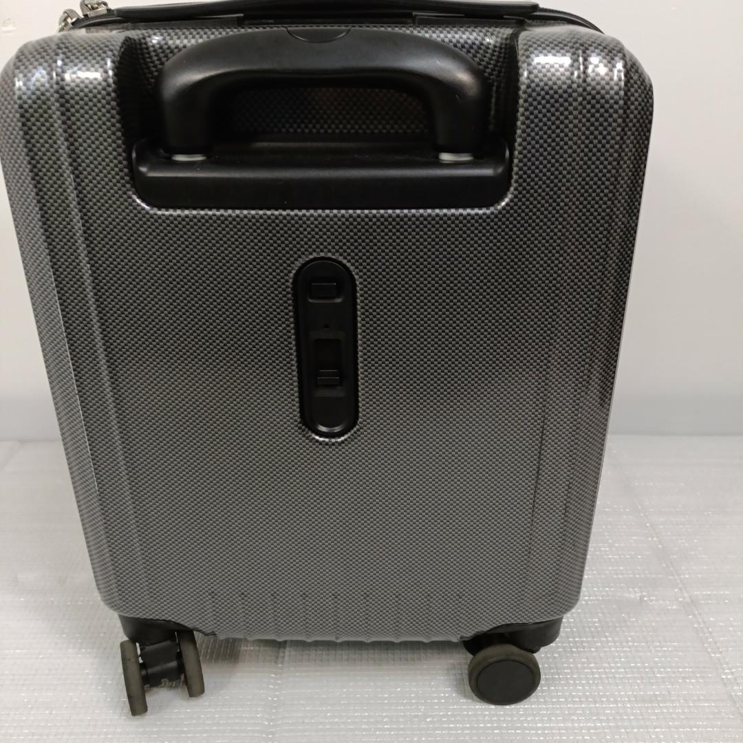 【美品】エース パリセイド 3-Z 4輪 21L 機内持ち込み可能サイズ ace